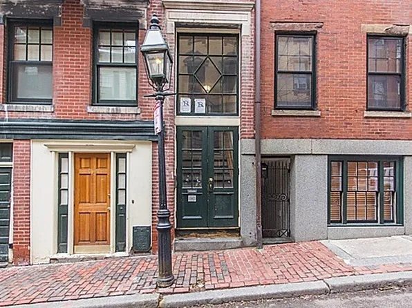 16 S Russell St APT 2, Boston, MA 02114