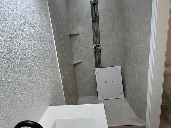 2nd image of 15120 Cartwright Trl