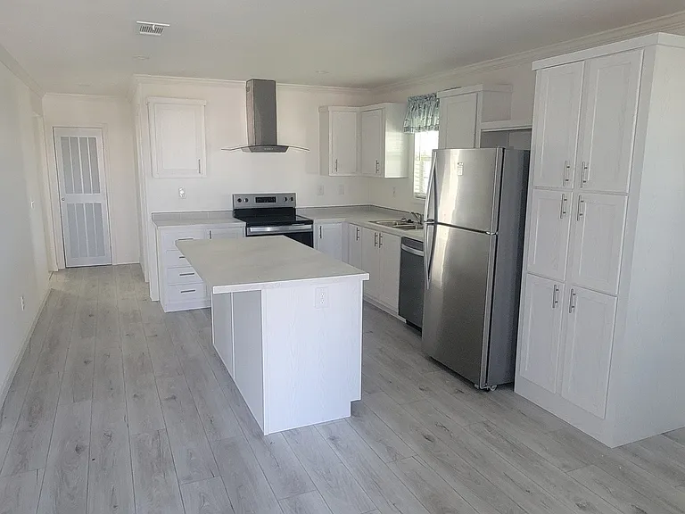 Bahia Vista Estates — Photo 20
