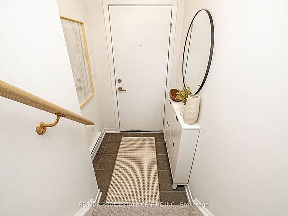 3rd image of 3409 Ridgeway Dr #18