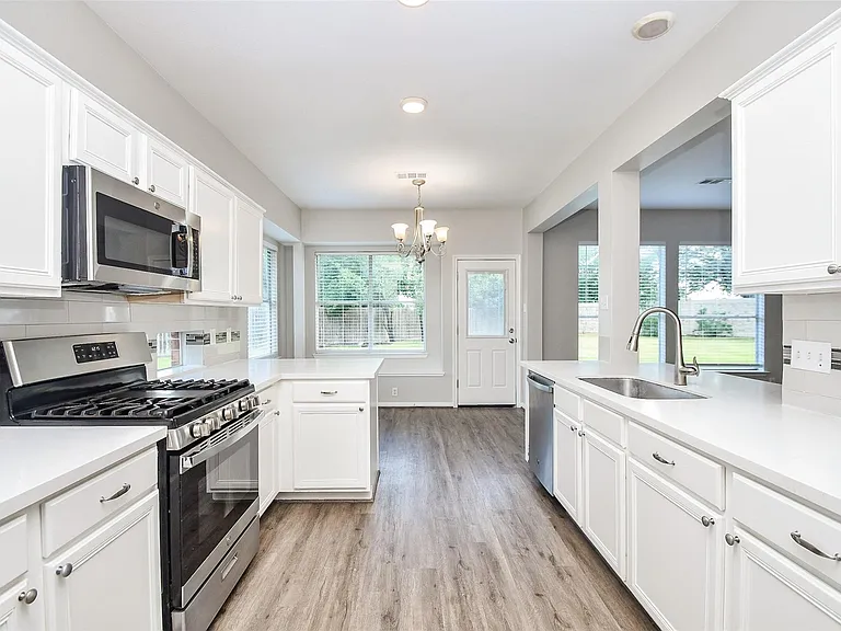 5523 Poundstone Ct — Photo 16