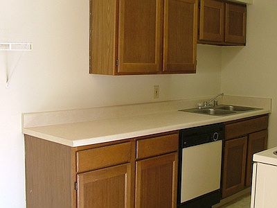 3rd image of 1560 Meade Ct APT 7