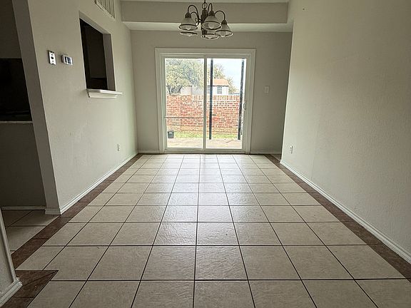 5th image of 5016 Winder Ct APT A