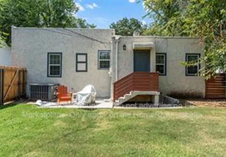 115 S Knoxville Ave — Photo 25