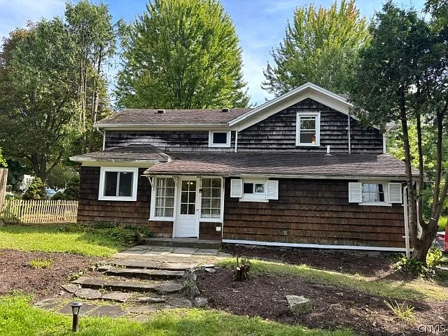 3 bed, 1.5 bath, 1120 sqft, $2,900 — Photo 4