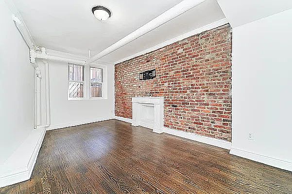 1st image of 54 Barrow St Bsmt B