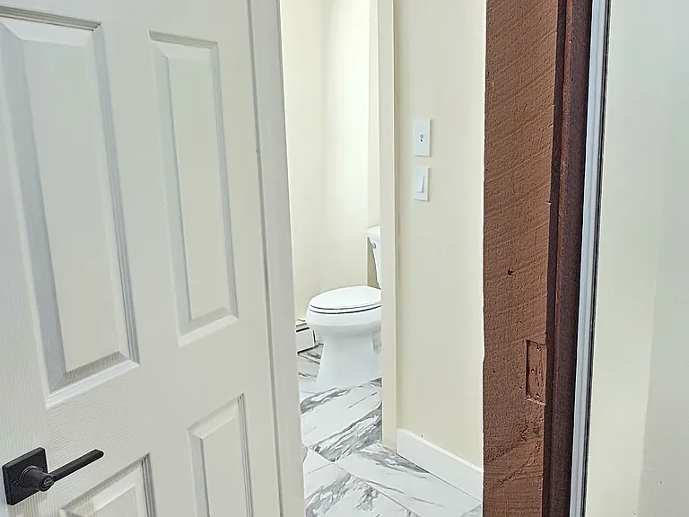 21 Central St #2 — Photo 3