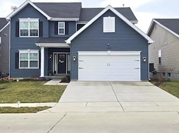 16737 River Stone Dr, Florissant, MO 63031