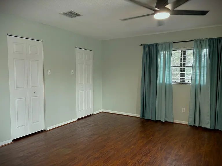 202 SW Crescent Ave — Photo 6