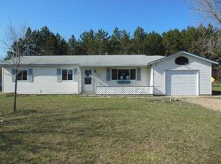 525 Parkway St, Gladwin, MI 48624