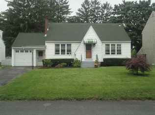 1153 Jerry Ave, Schenectady, NY 12303