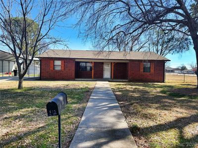 415 S 1st St, Morris, OK, 74445