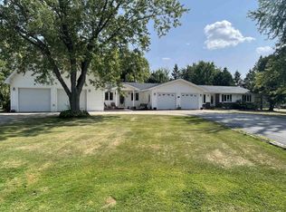 145 Sunrise Ct, Stetsonville, WI 54480