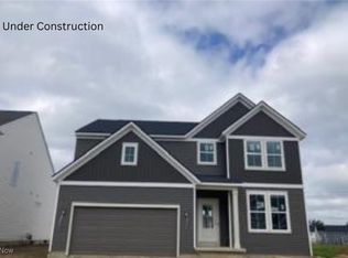 8912 Firethorne Dr, Columbia Station, OH 44028