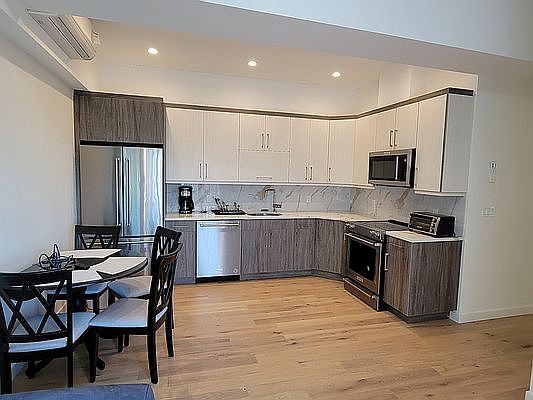 5th image of 375 Sand Ln Floor 4