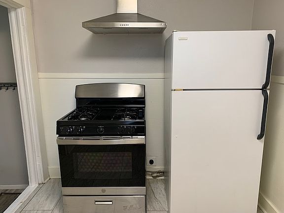4th image of 3413 Livingston Ave #3413