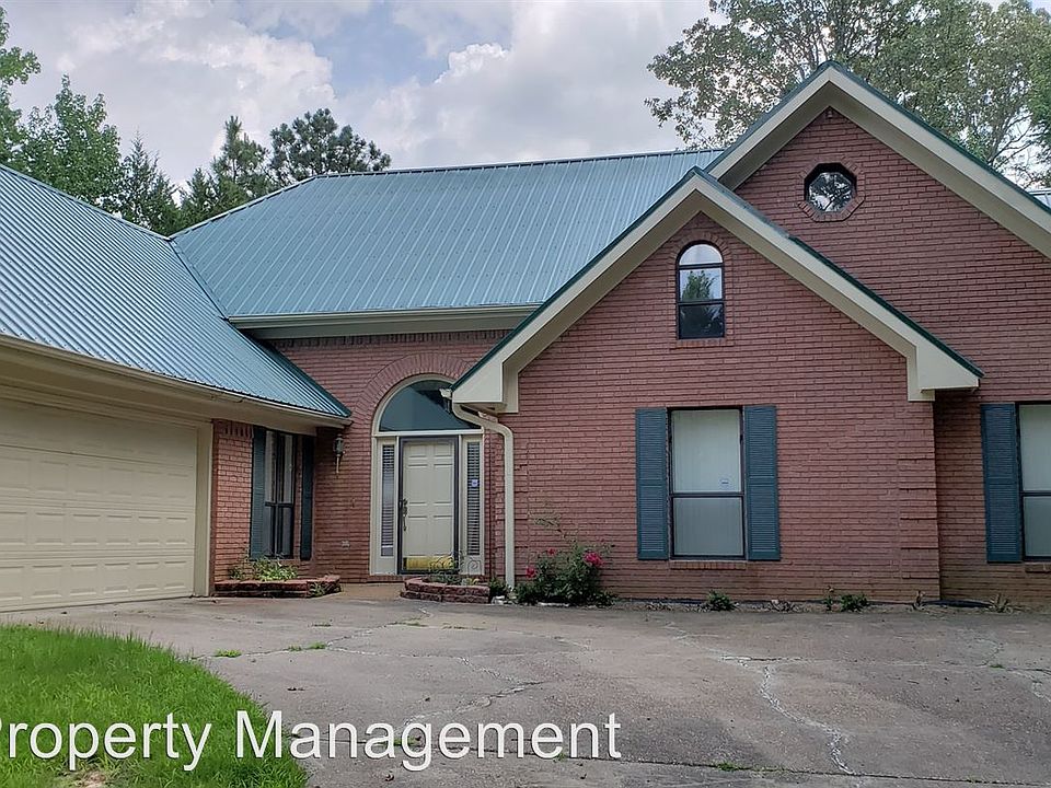 1st image of 515 Deer Creek Dr