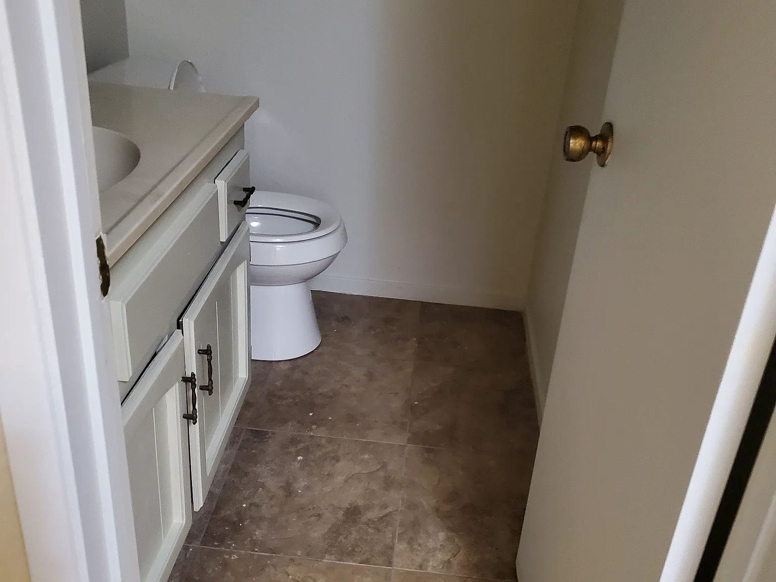 2 bed, 1200 sqft, $1,600 — Photo 4
