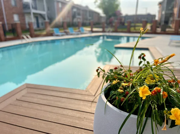 Quail Ridge, 2609 Featherstone Rd APT 450, Oklahoma City, OK 73120