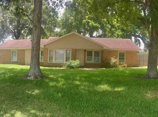 8420 Braeburn St, Beaumont, TX 77707