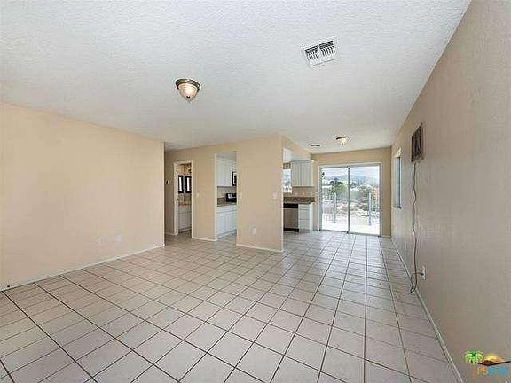 5th image of 15560 Avenida Florencita