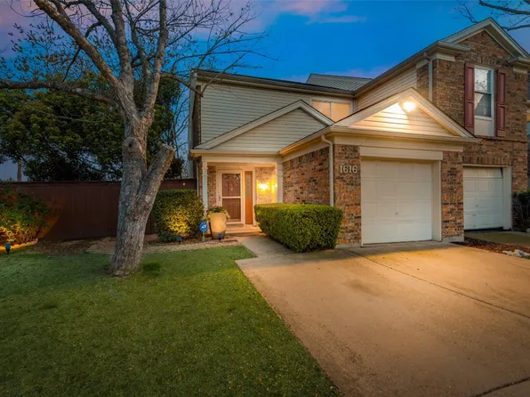 1616 Creek Bank Ln, Arlington, TX 76014