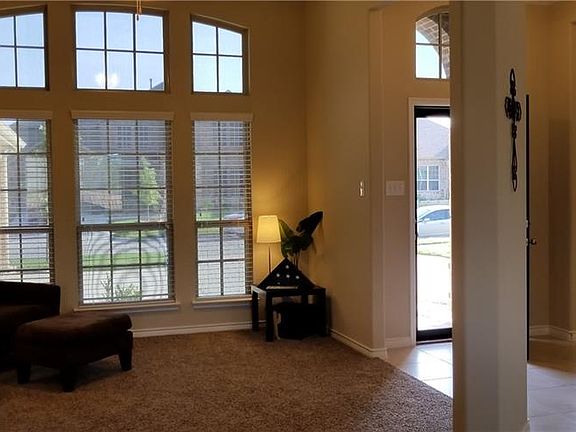 2nd image of 4713 Bungalow Dr