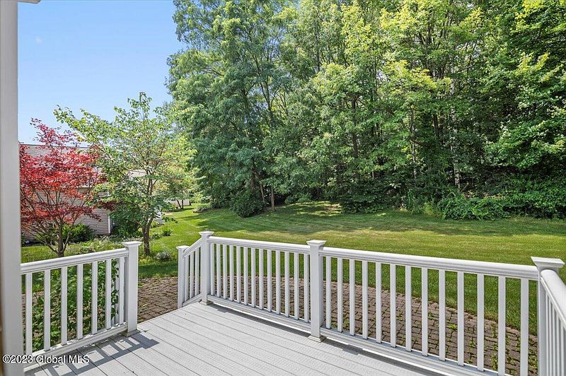 5th image of 56 Oakmont Street