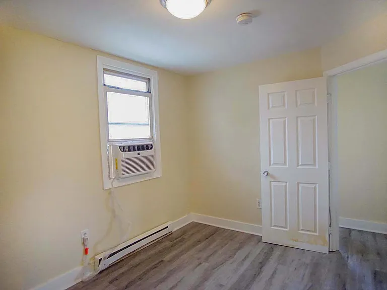 5200 Ballman Ave #3 — Photo 12
