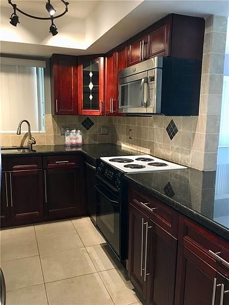 1st image of 2624 NE 32nd St APT 213
