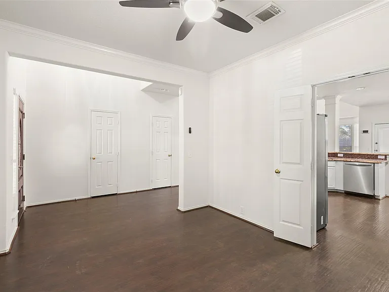 20510 Pioneer Bend Ct — Photo 14