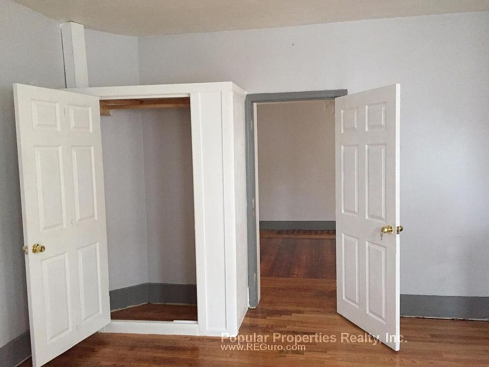 2nd image of 108 Bloomfield St #3