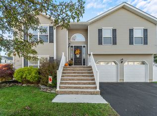 57 Deborah Ln, Howell, NJ 07731