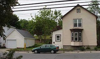 2nd image of 195 S Main St