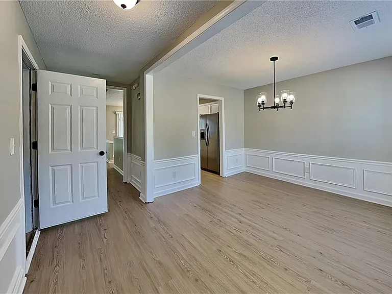 3705 Patterstone Dr — Photo 3