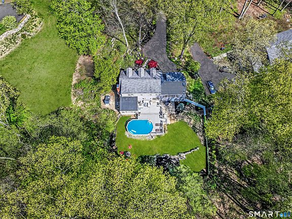 2nd image of 20 Puritan Valley Road