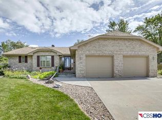 487 Elm St, Springfield, NE 68059