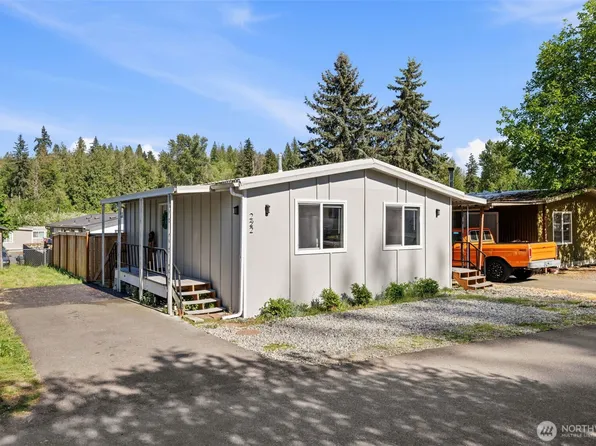 31108 3rd Avenue #222, Black Diamond, WA 98010