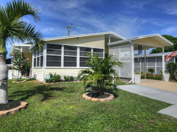 7626 Niantic Ave, Micco, FL 32976