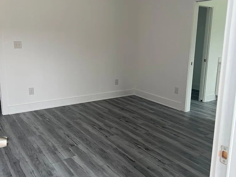 1702 N Hayne St — Photo 7