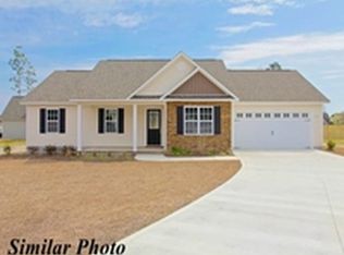 506 Hester Ct, Richlands, NC 28574