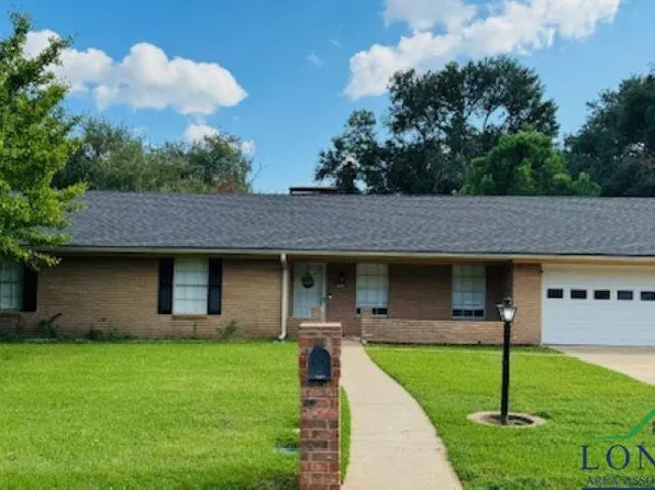 2908 Crestwood Ln, Kilgore, TX 75662