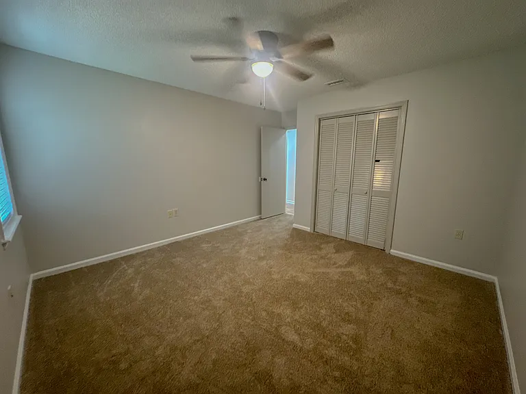 2224 S Sherwood Dr — Photo 9