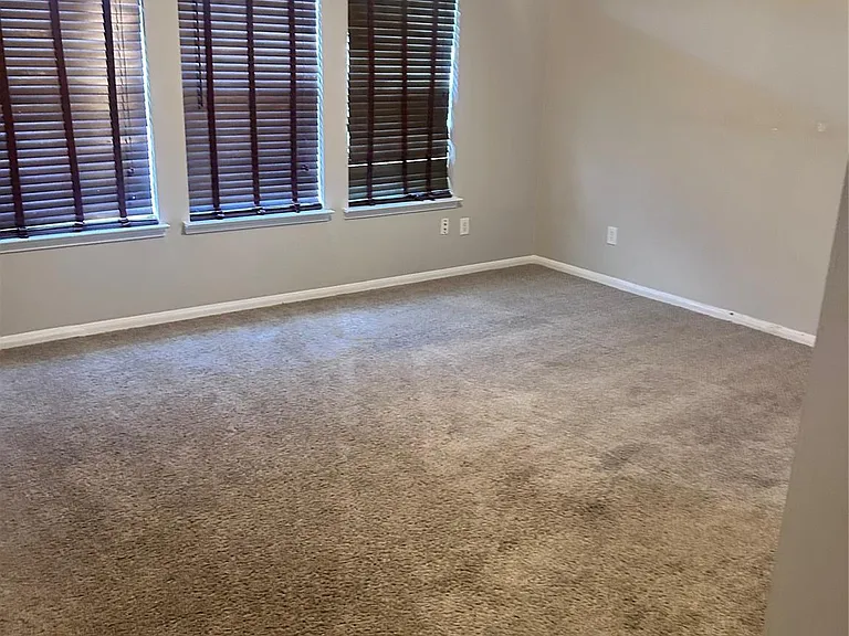 1606 Misty Fawn Ln — Photo 9