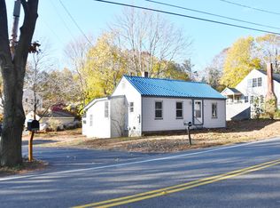 537 Mitchell Rd, Cape Elizabeth, ME 04107