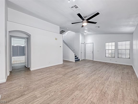 5th image of 2329 Buffalo Run Ave
