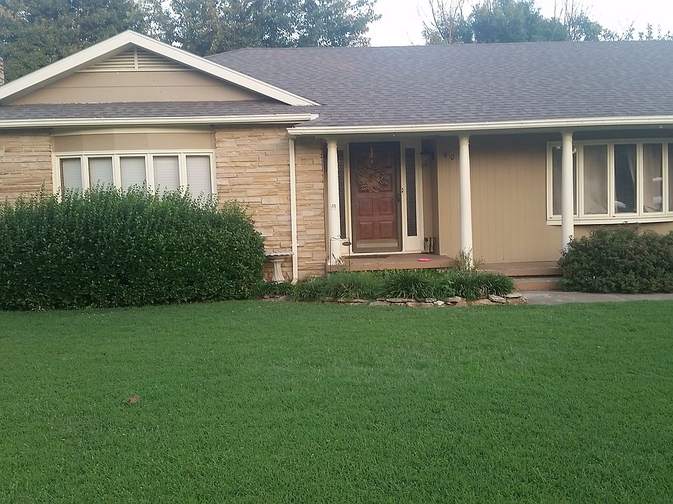 1st image of 401 Catalina Dr