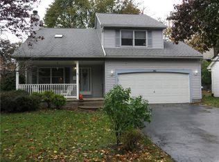 382 Burley Rd N, Rochester, NY 14612