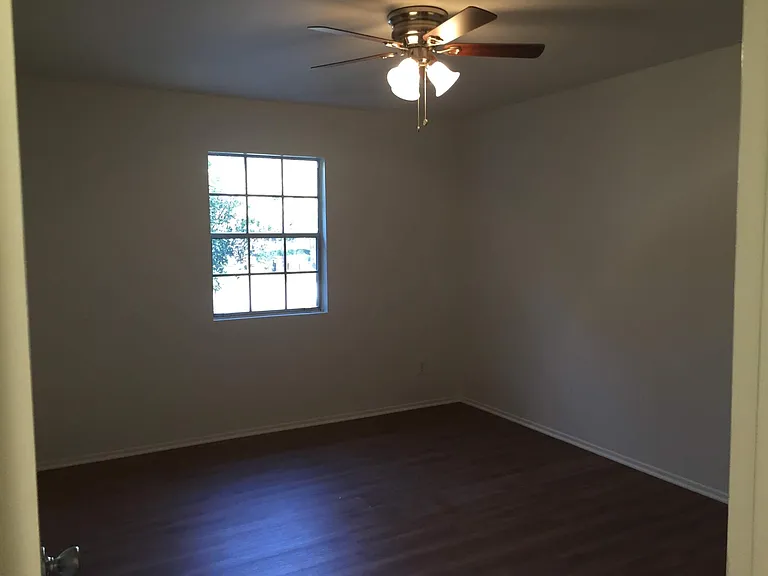 3426 Montrose Ave #A — Photo 13