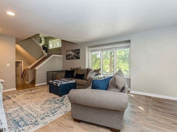 4th image of 268 Clarken Dr #268